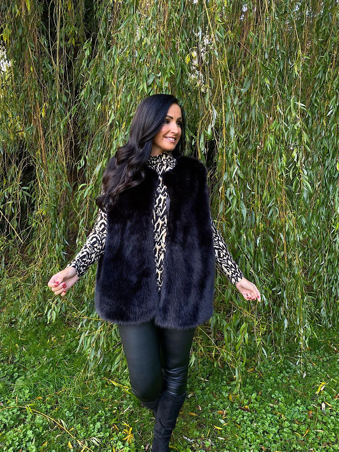 Black Faux Fur Lined Gilet