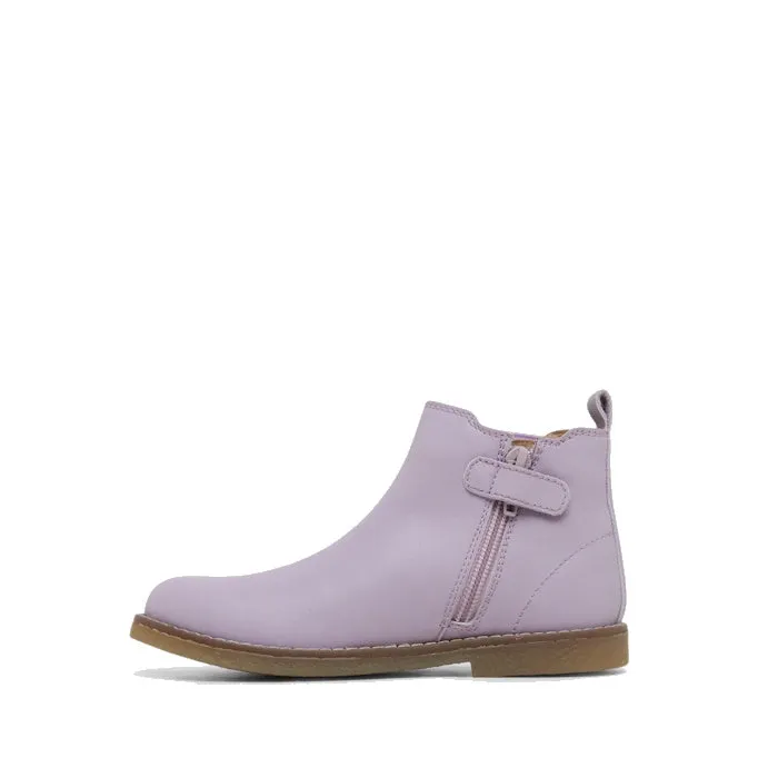 Clarks Kids Chelsea II Youths Leather Boot Lilac