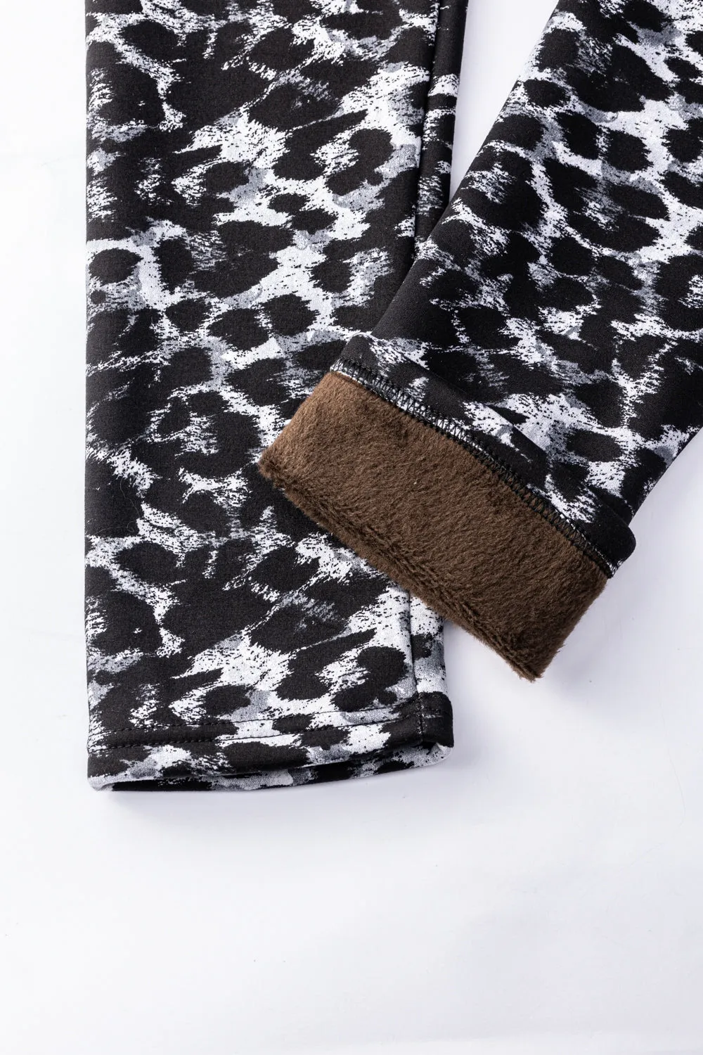 Dark Leopard - Cozy Lined