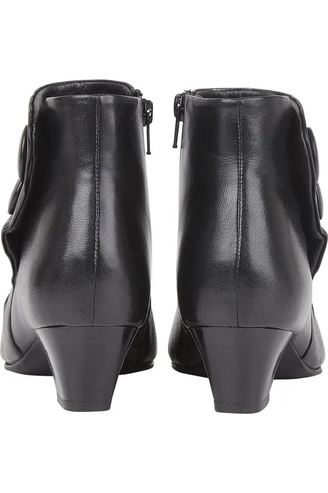 Lotus Prancer ladies boots in Black Leather