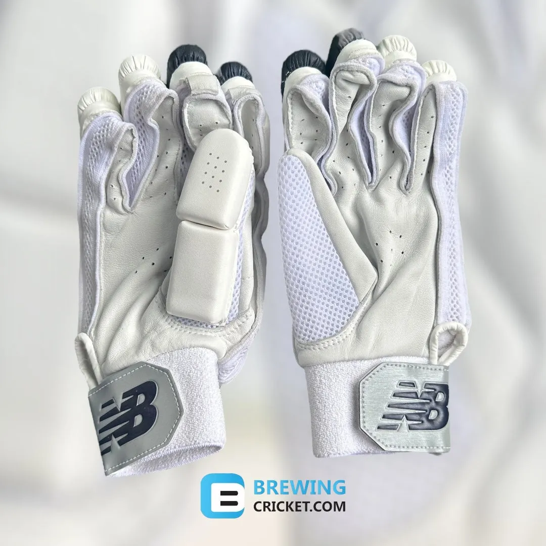 New Balance DC8i - Batting Gloves