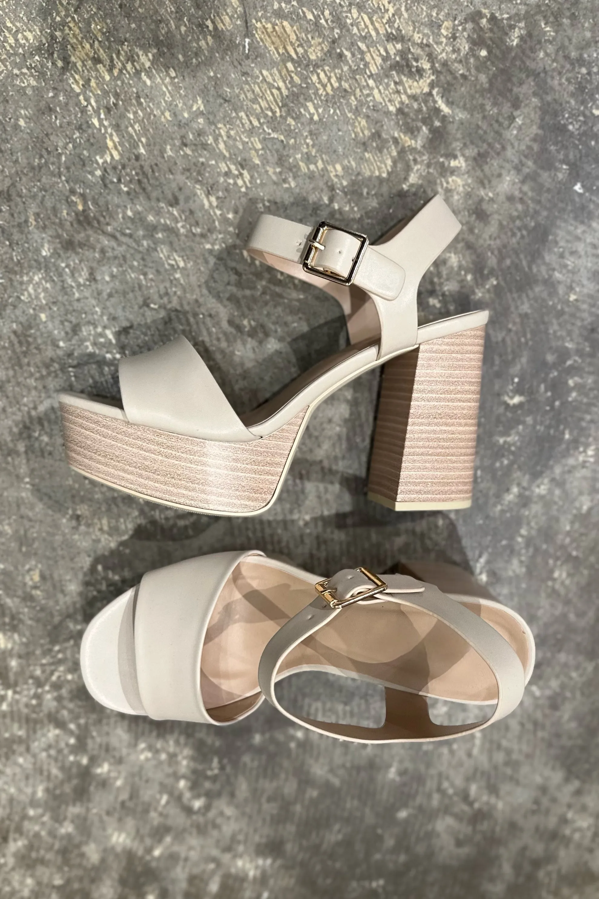 PRIYA NUDE SANDAL