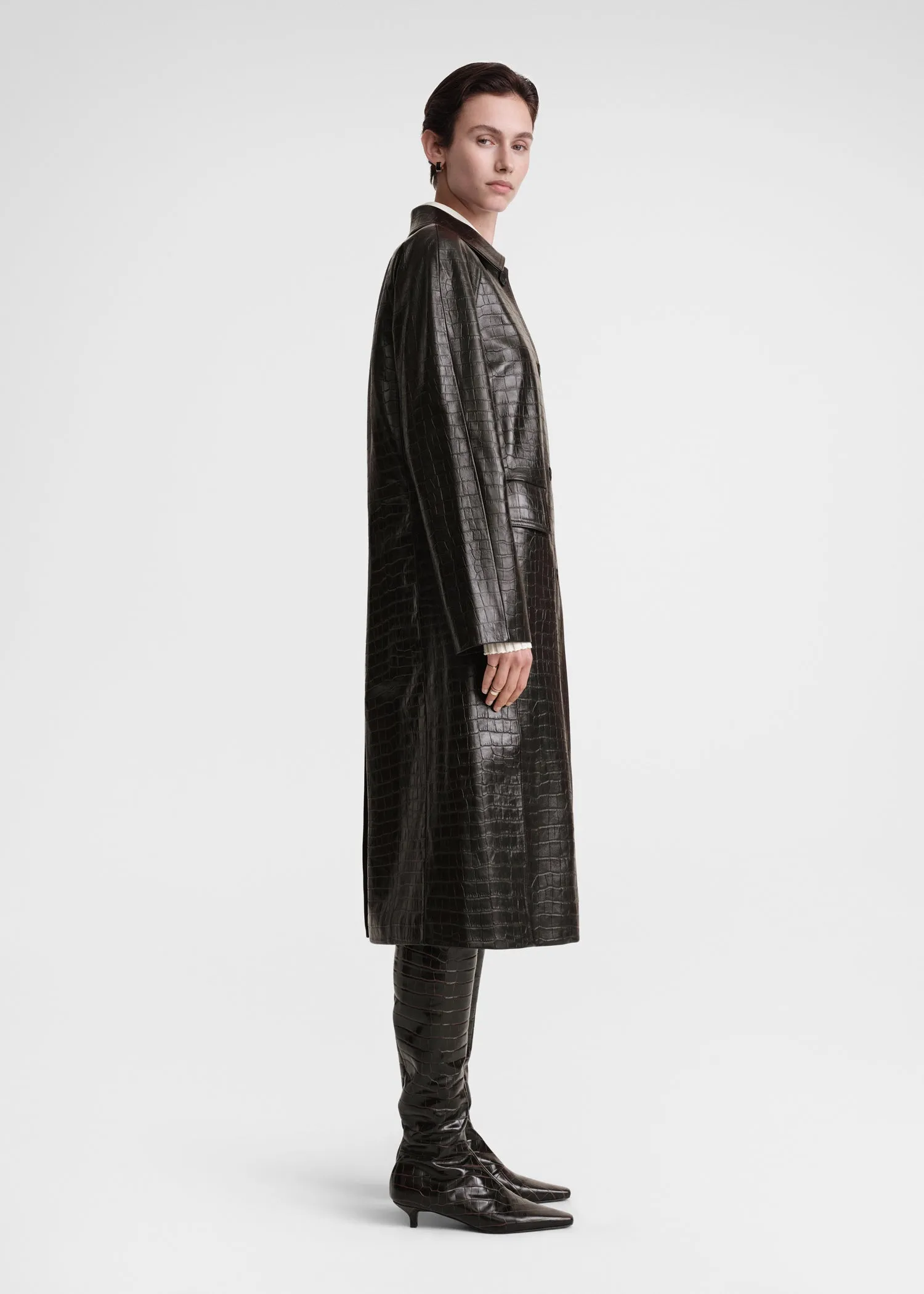 Raglan-sleeve croco embossed coat dark brown